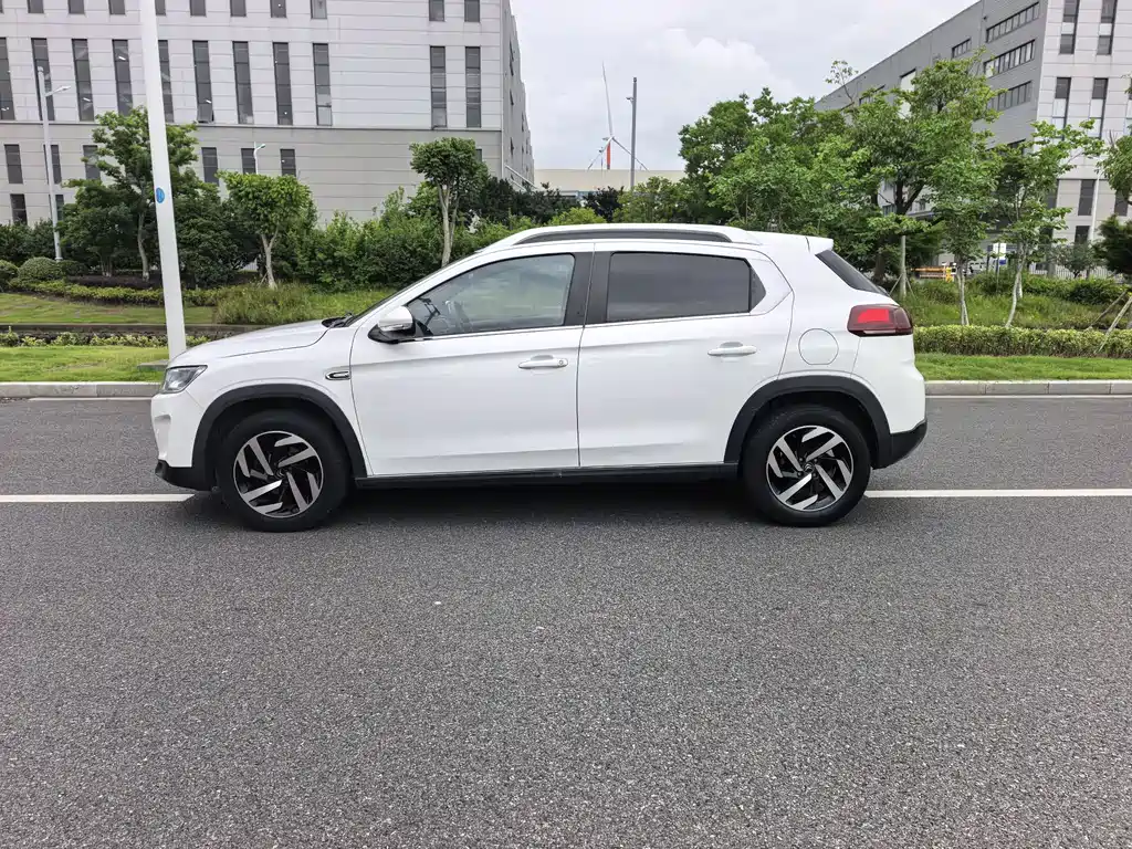 Citroen C3-XR 2017 — фото 11