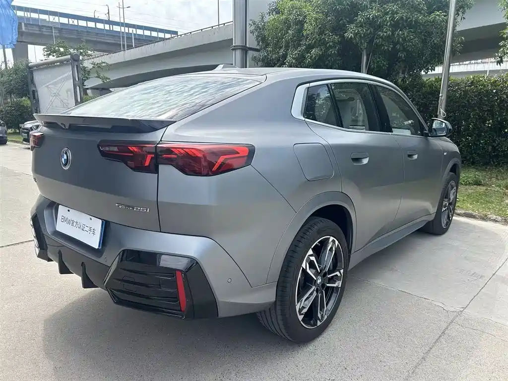 BMW X2 2025 — фото 4