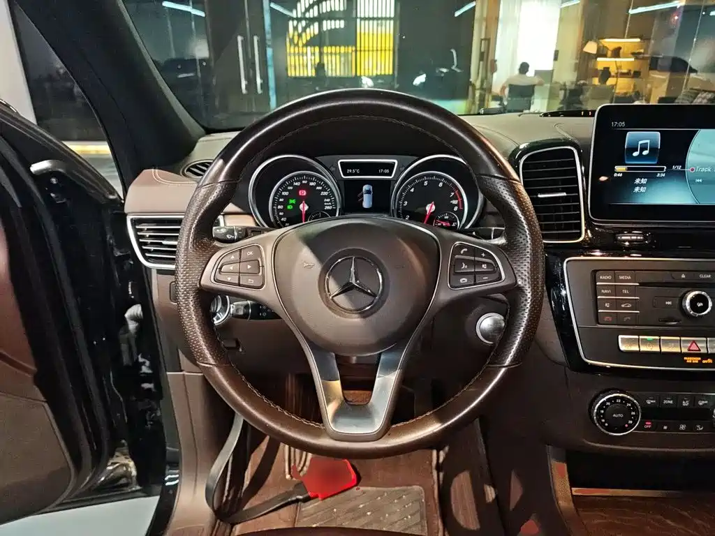 Mercedes-Benz GLE 2018