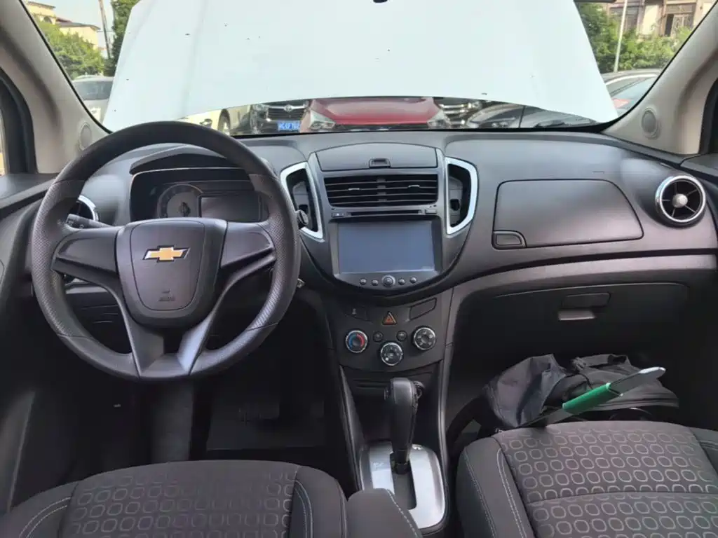 Chevrolet Trax 2014 — фото 10