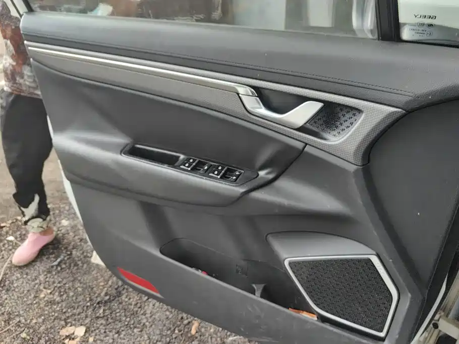 Geely Emgrand GS 2017