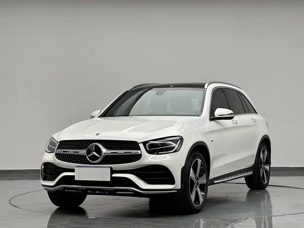 Mercedes-Benz GLC 2023 — фото 1