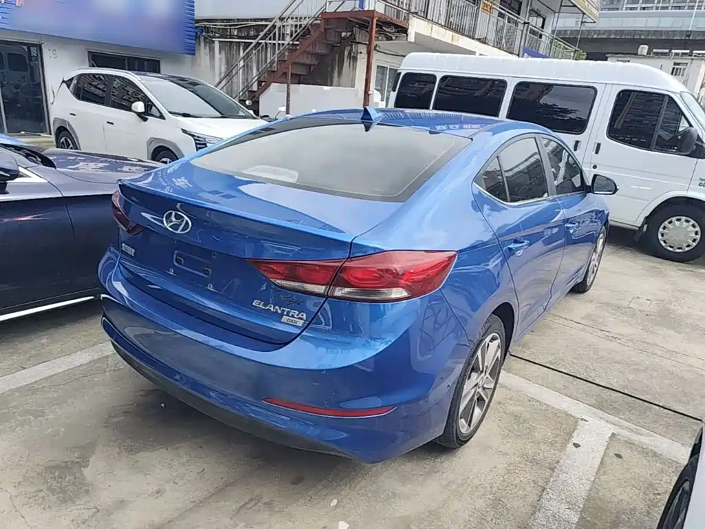 Hyundai Celesta 2017 — фото 7