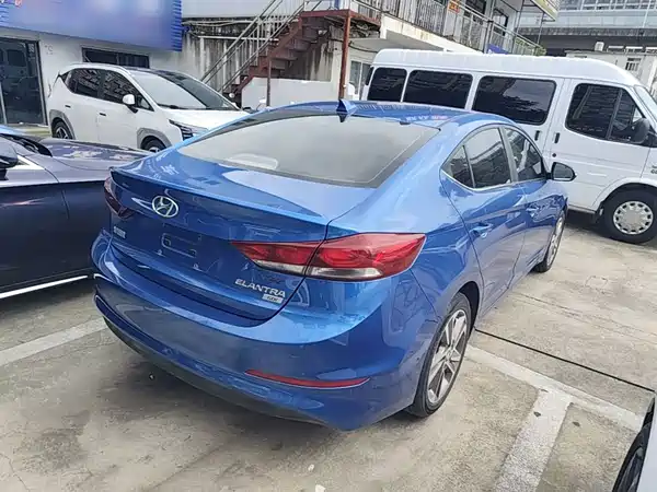 Hyundai Celesta 2017