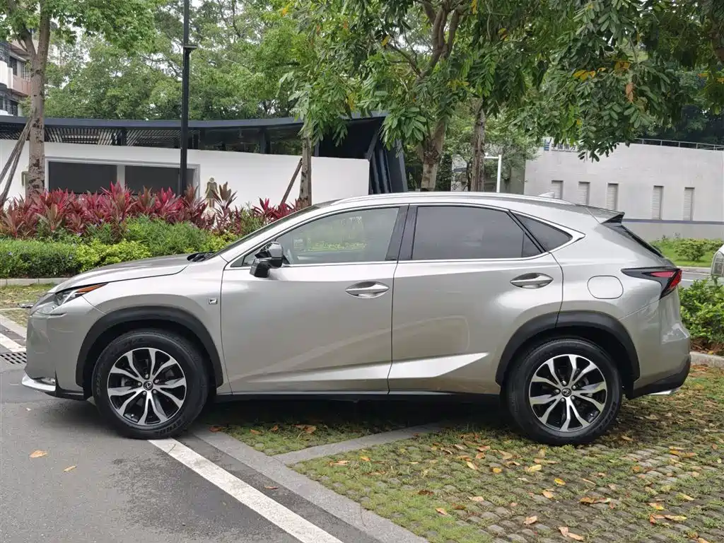 Lexus NX 2015 — фото 6