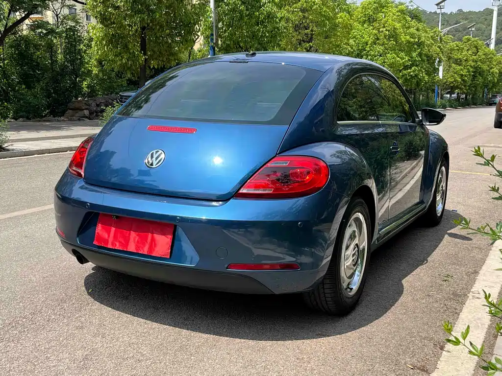 Volkswagen Beetle 2016