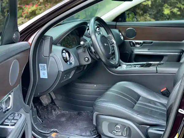 Jaguar XJ 2017