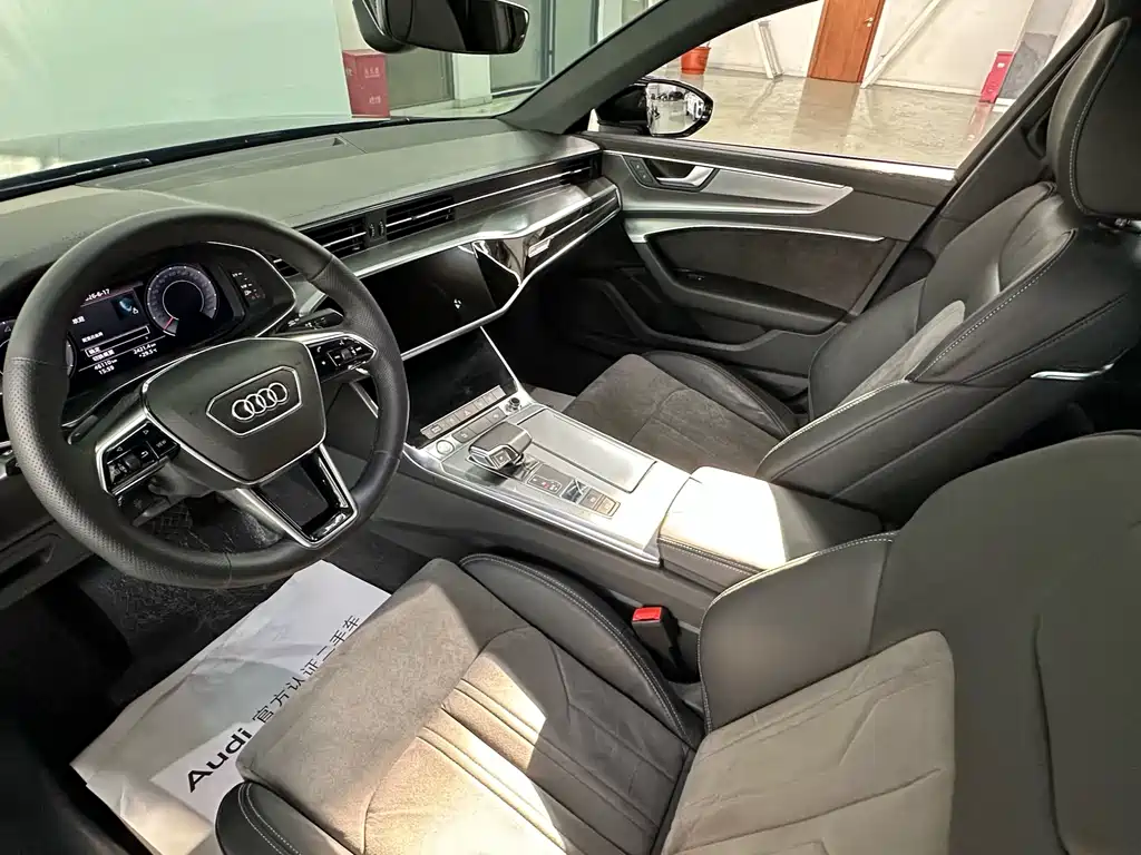 Audi A6L 2019 — фото 6
