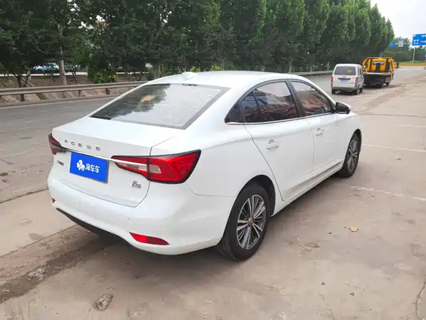 Roewe i5 2019