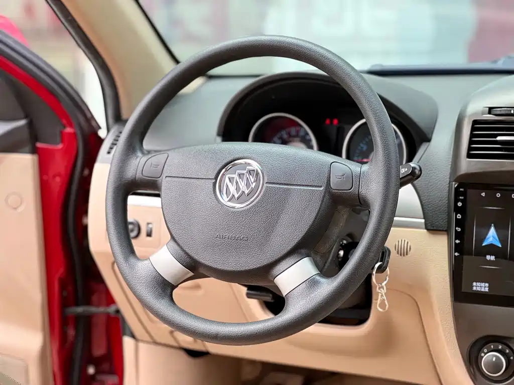 Buick Excelle 2014 — фото 15