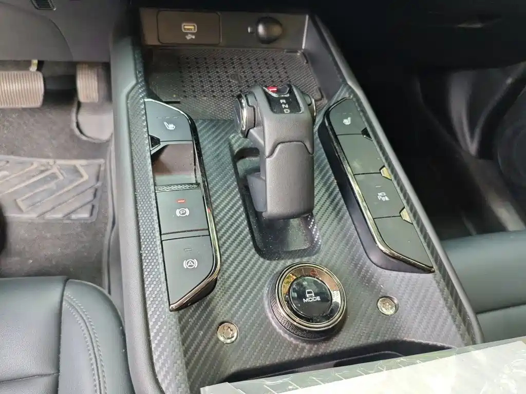 Haval Raptors New Energy 2023 — фото 10