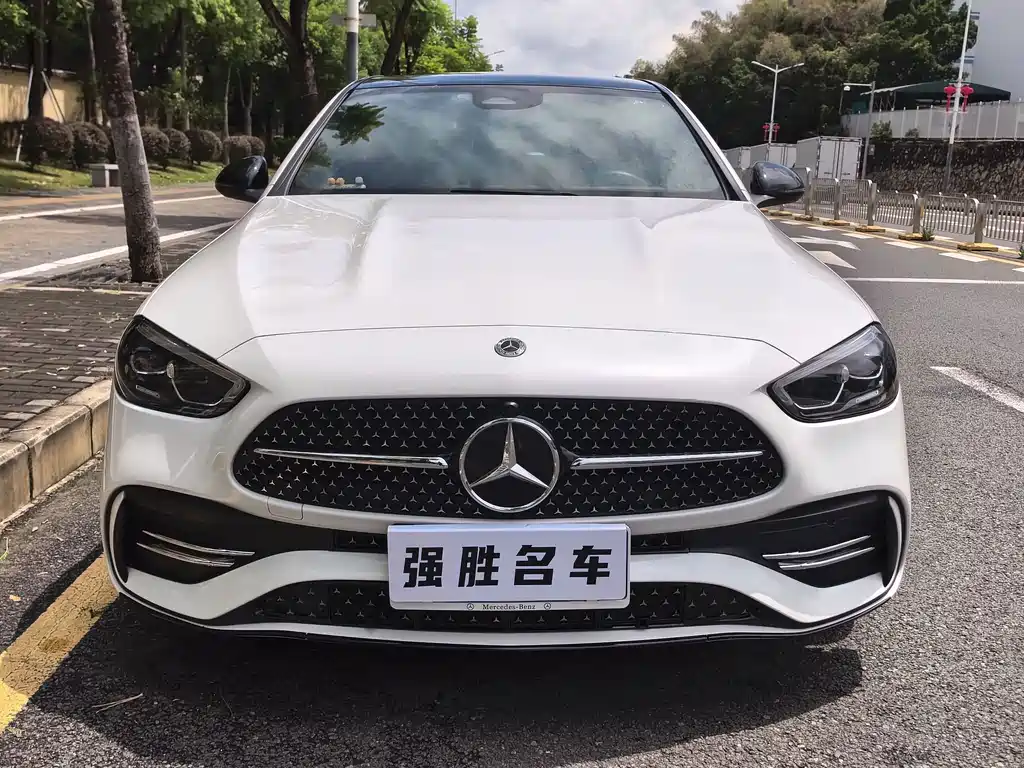 Mercedes-Benz C-Class 2022