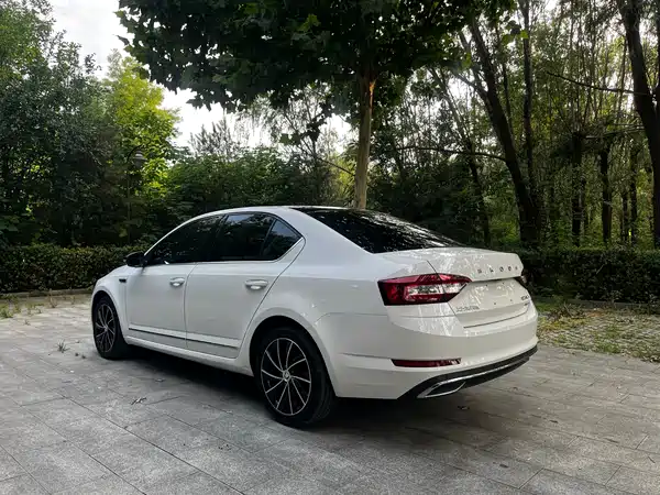 Skoda Octavia 2021