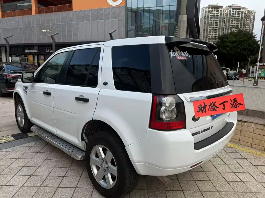 Land Rover Freelander 2 2012 — фото 4