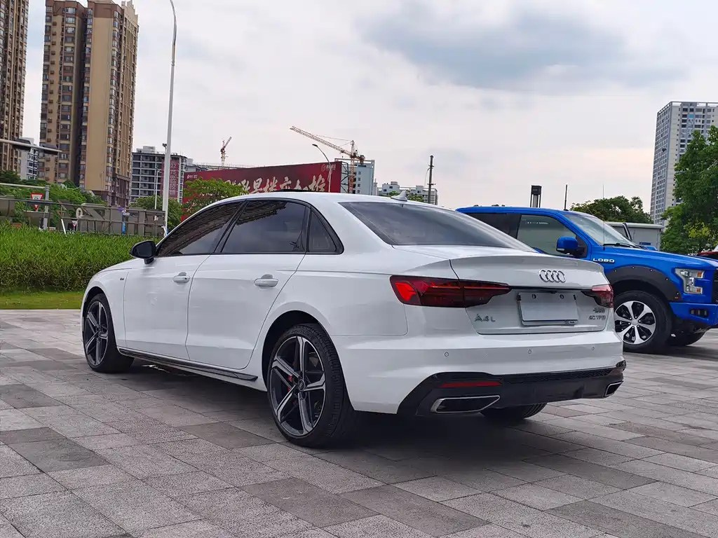 Audi A4L 2024