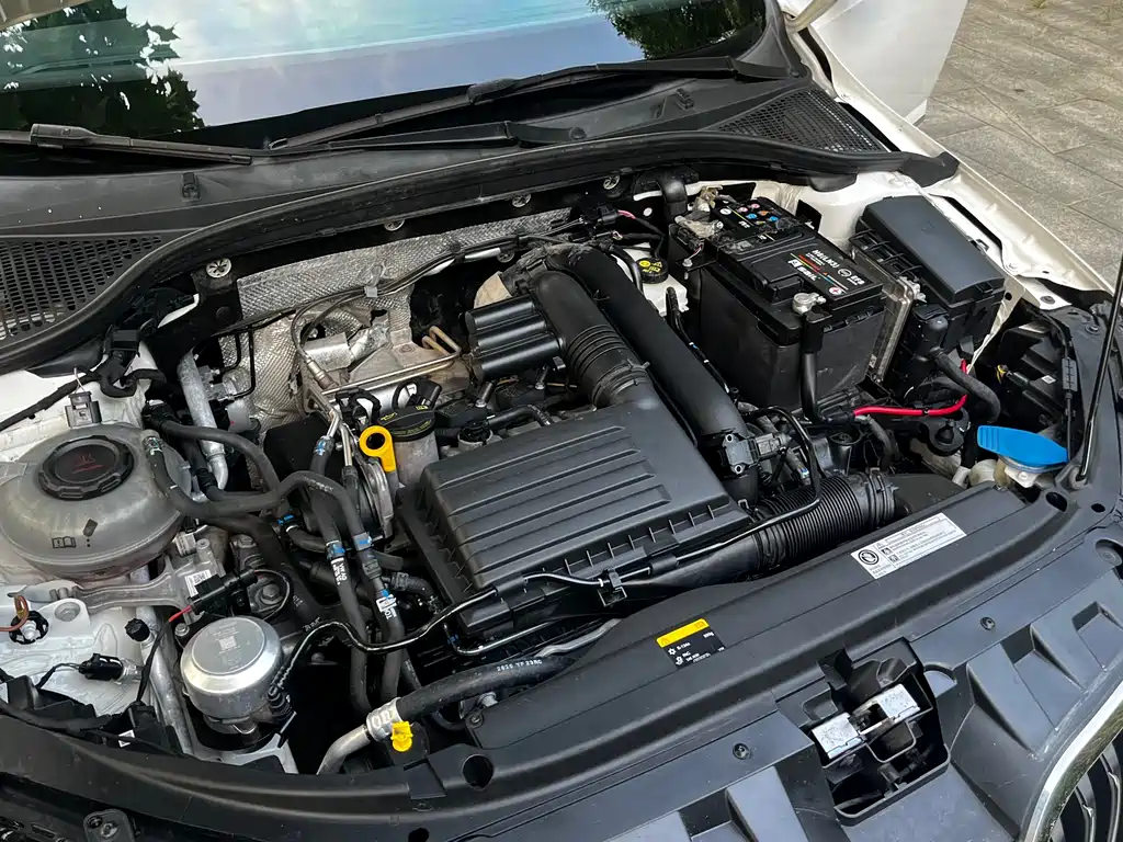 Skoda Octavia 2021 — фото 16
