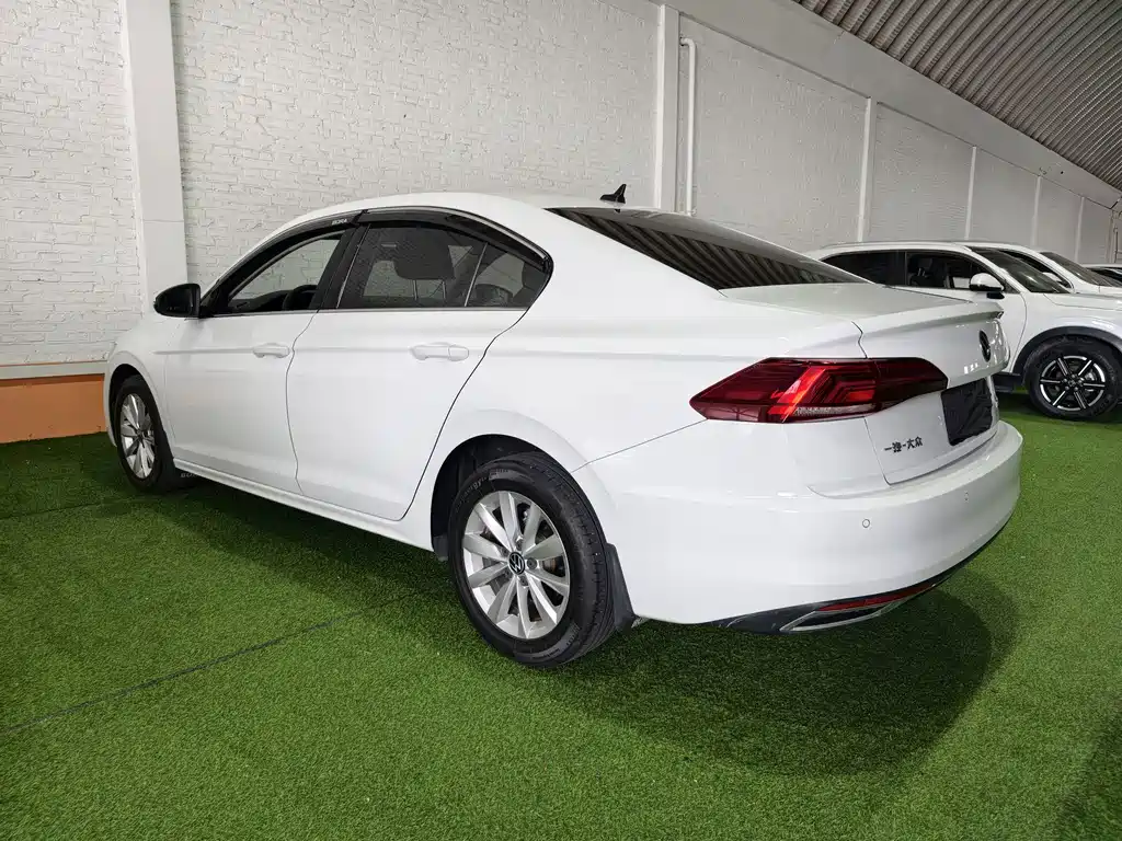 Volkswagen Bora 2022