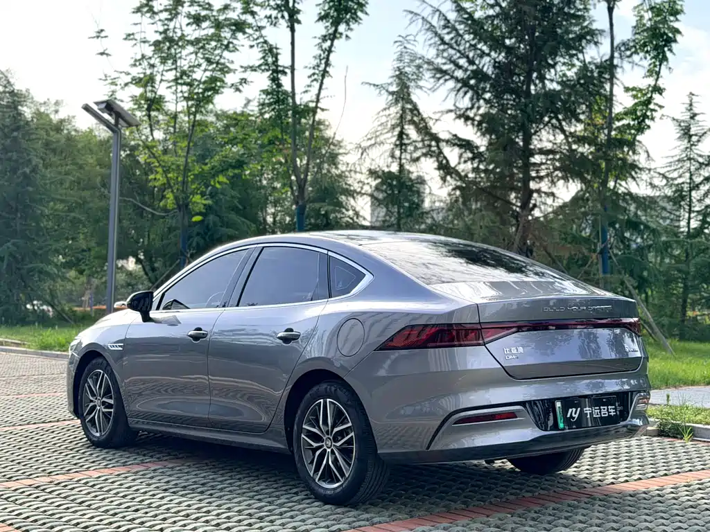 BYD Qin PLUS 2022 — фото 19