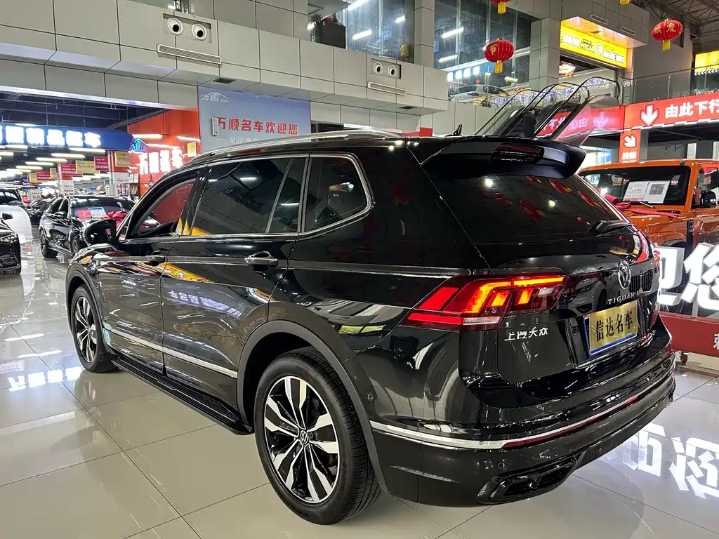 Volkswagen Tiguan L 2025 — фото 10