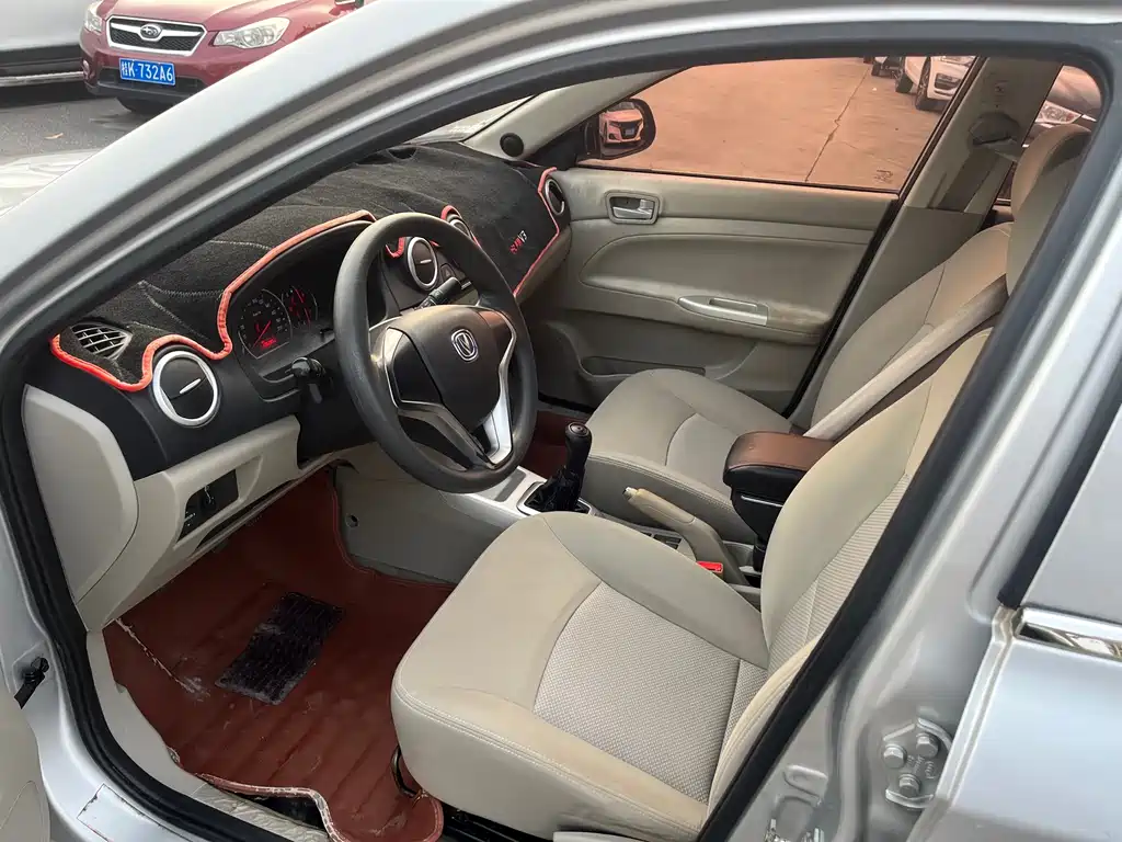 Changan V3 2016 — фото 12