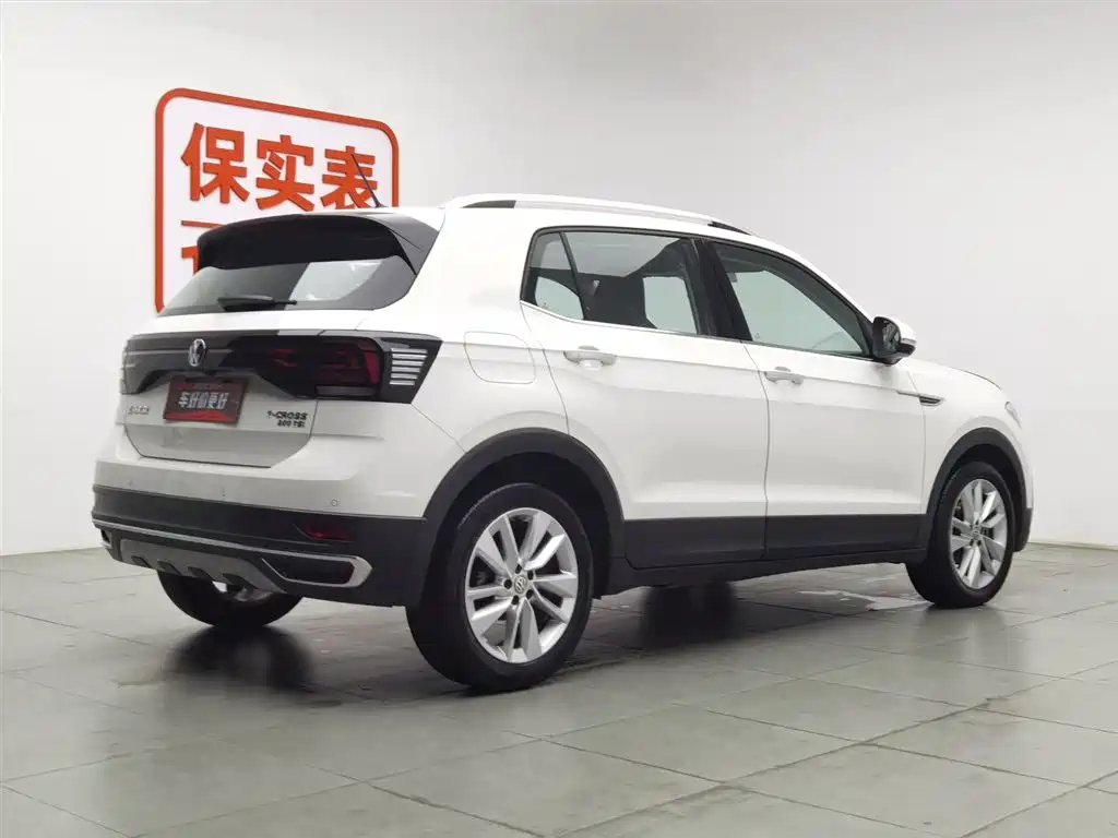 Volkswagen T-Cross 2020 — фото 2