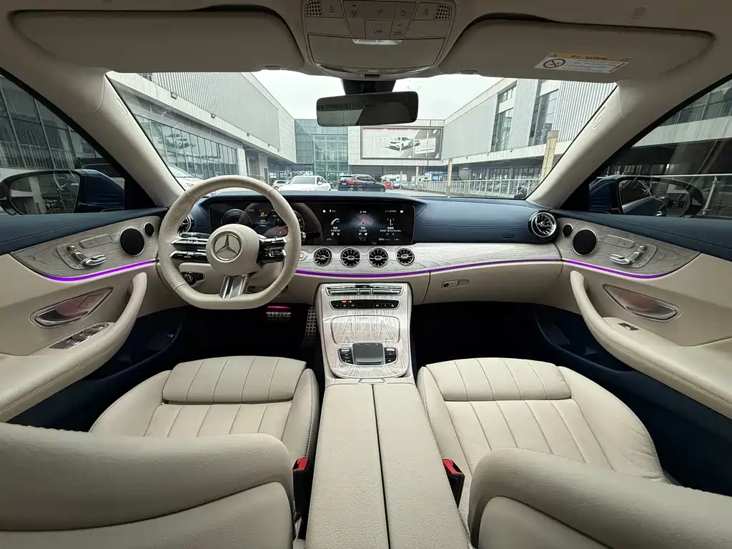Mercedes-Benz E-Class 2023 — фото 14