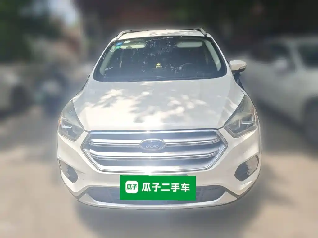 Ford Kuga 2017 — фото 24