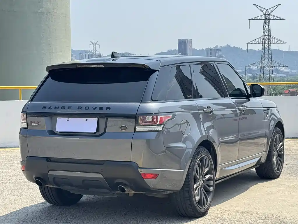 Land Rover Sport 2018 — фото 12