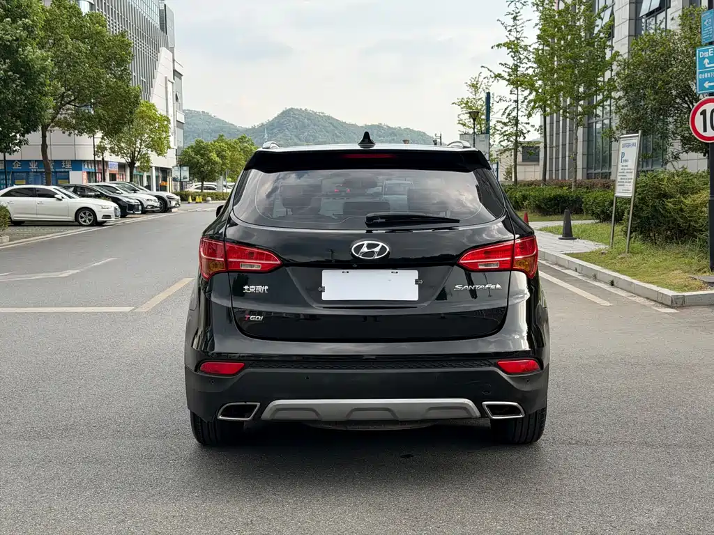 Hyundai Santa Fe 2016 — фото 6