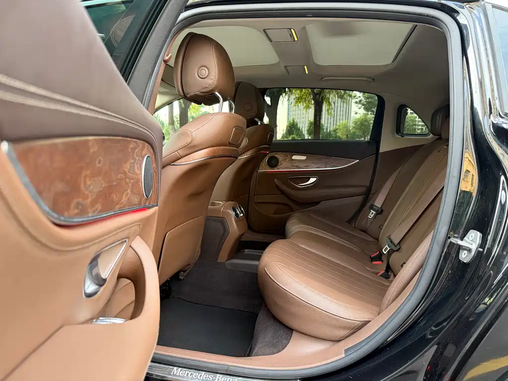 Mercedes-Benz E-Class 2016
