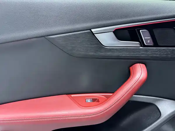 Audi A4L 2024