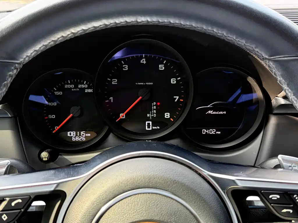 Porsche Macan 2020 — фото 13