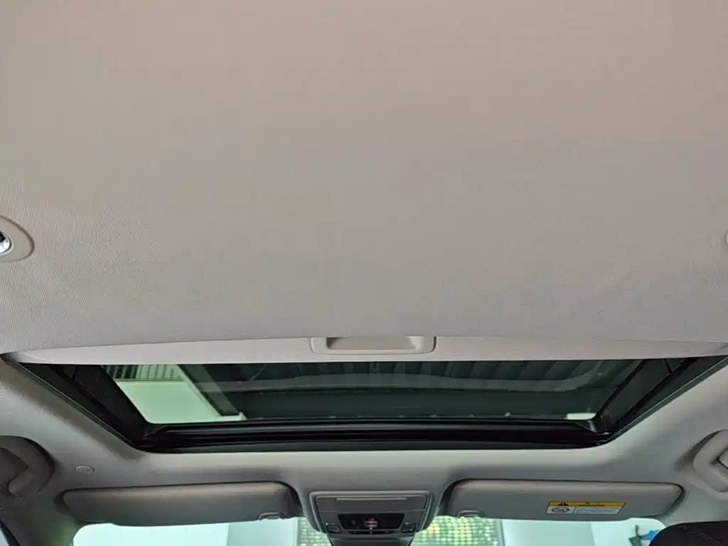Honda Accord 2023 — фото 18