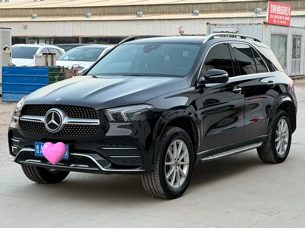 Mercedes-Benz GLE 2021 — фото 1