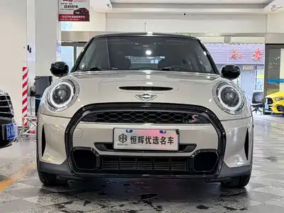 MINI MINI 2022