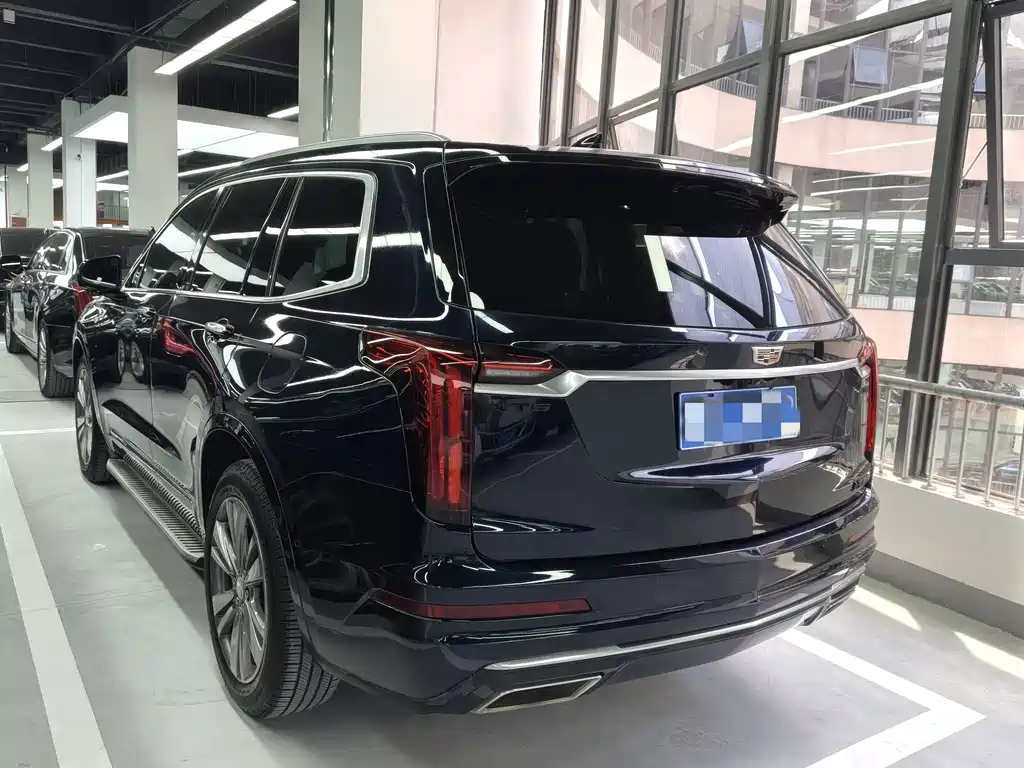 Cadillac XT6 2020 — фото 14