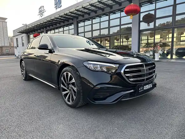 Mercedes-Benz E-Class 2025