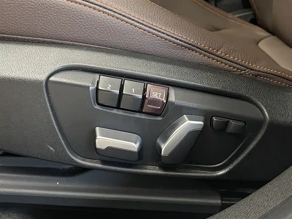 BMW X2 2022 — фото 25