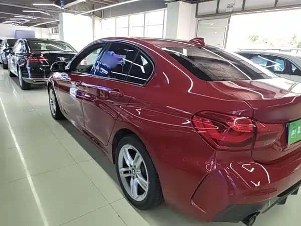 BMW 1 Series 2021