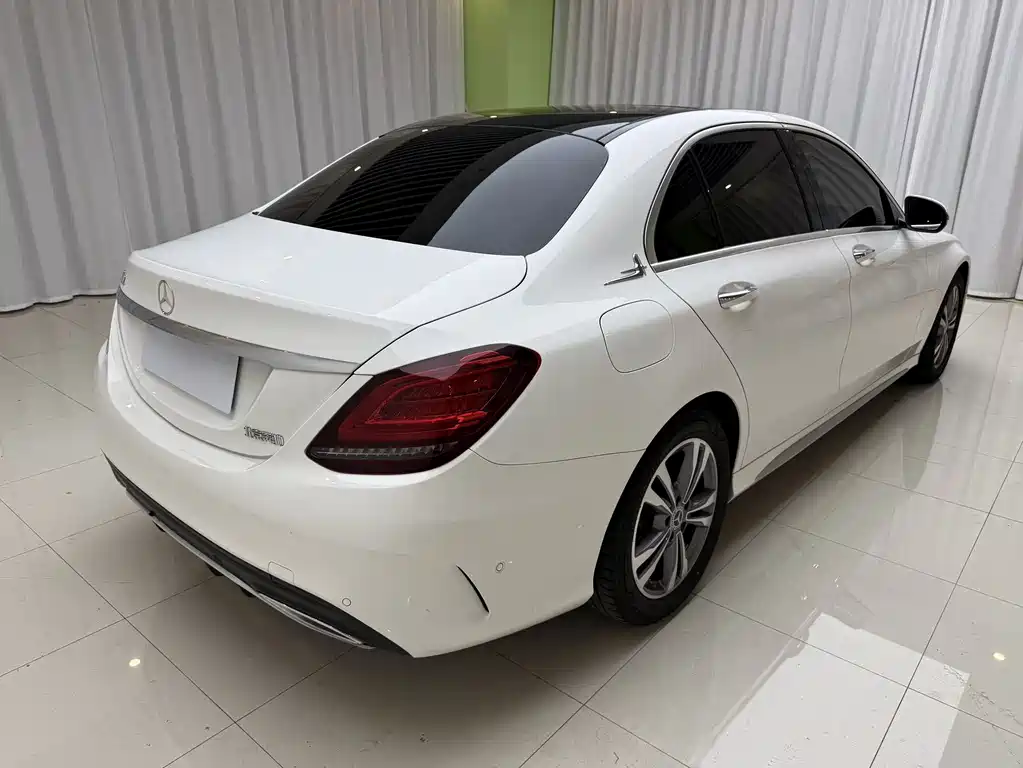 Mercedes-Benz C-Class 2021 — фото 14