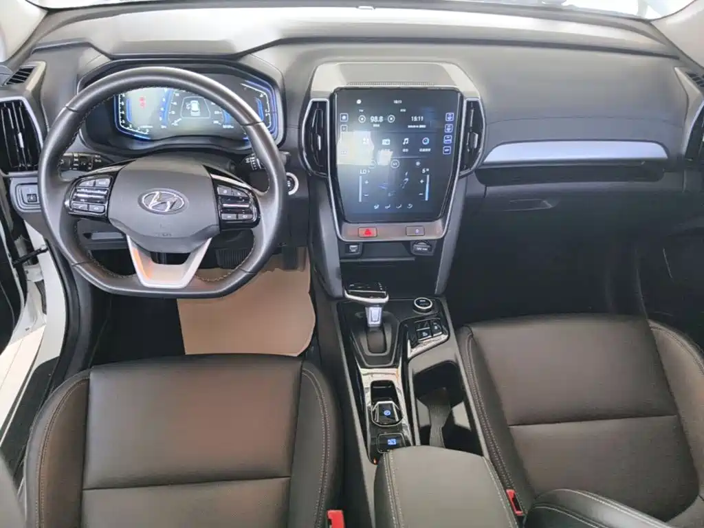 Hyundai ix35 2023 — фото 10