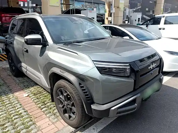 Fangchengbao Titanium 3 2025