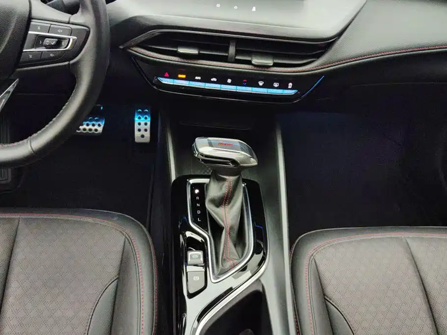 Buick Verano 2023 — фото 16