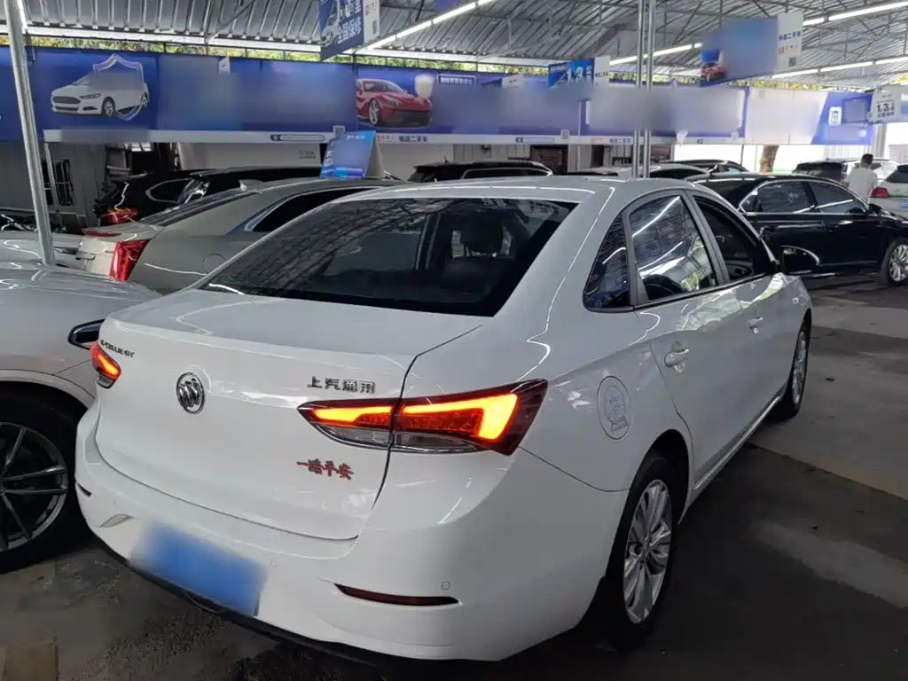 Buick Excelle 2021
