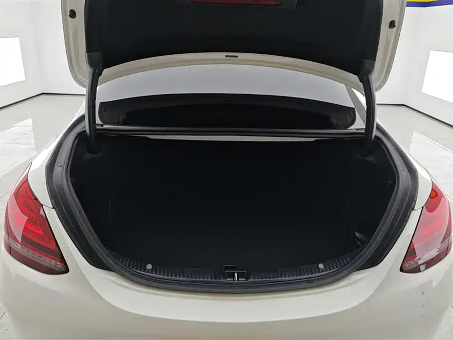 Mercedes-Benz C-Class 2021 — фото 4