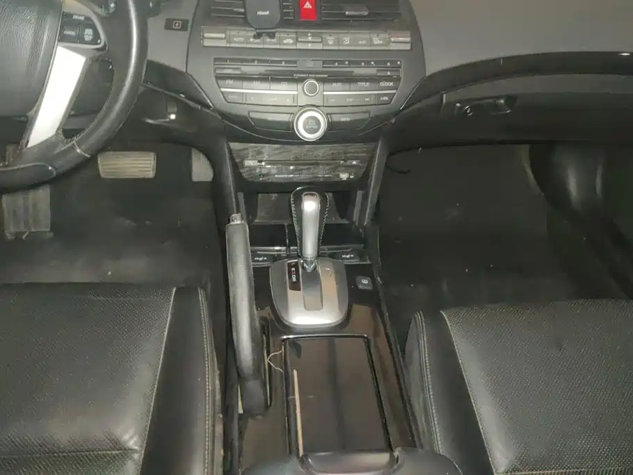 Honda Accord 2013 — фото 16