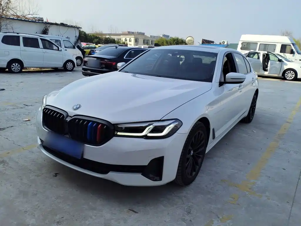 BMW 5 Series 2021