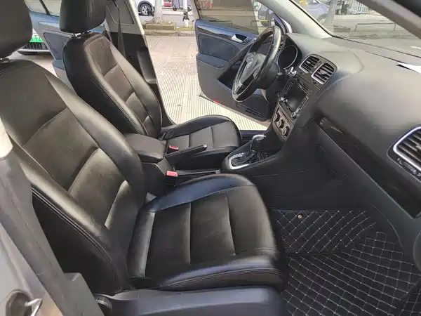 Volkswagen Golf 2014