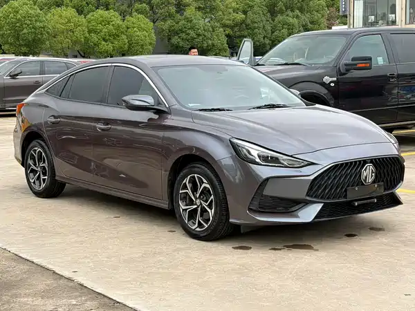 MG MG5 2022