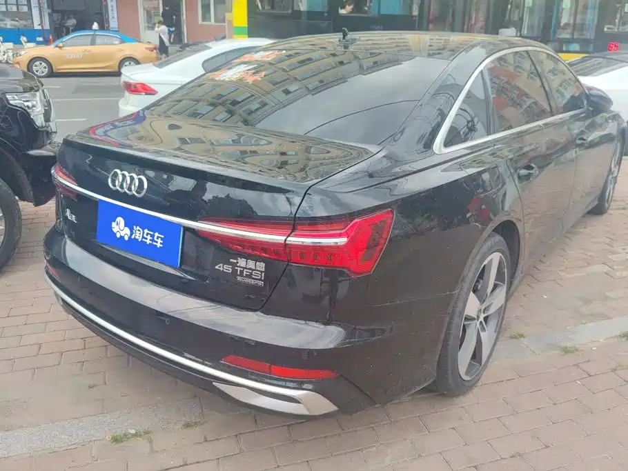 Audi A6L 2023 — фото 3